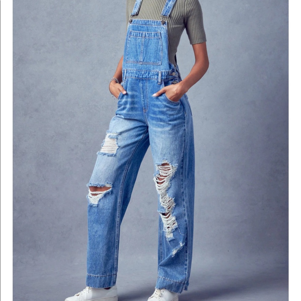 BNWOT Malibu KanCan wide leg overalls